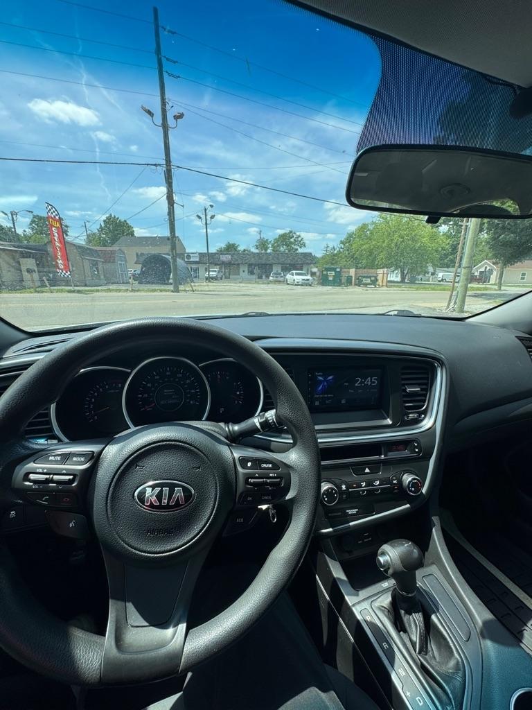 Kia Optima LX 2015