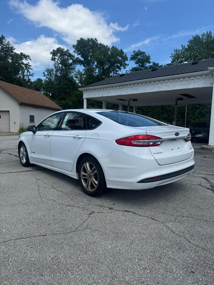 Ford Fusion Hybrid SE 2018
