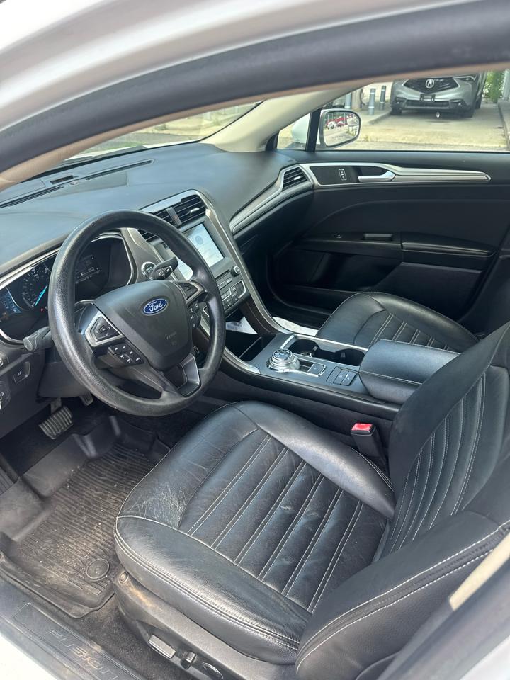 Ford Fusion Hybrid SE 2018