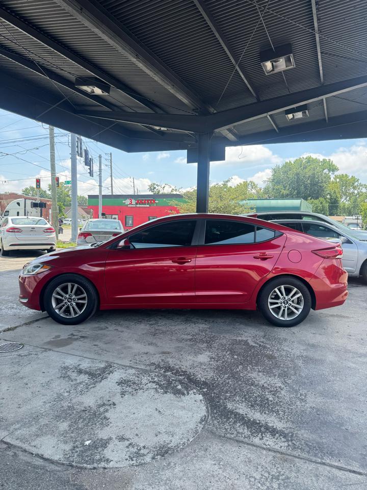 Hyundai Elantra  2017