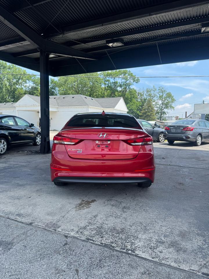 Hyundai Elantra  2017