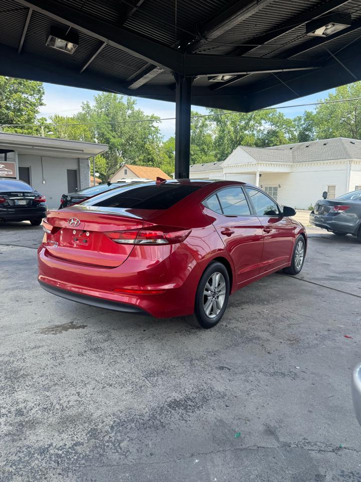 Hyundai Elantra  2017
