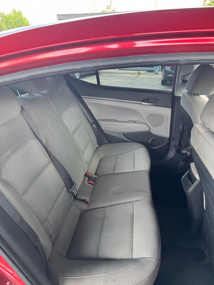Hyundai Elantra  2017
