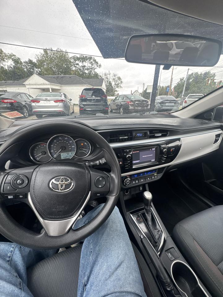 Toyota Corolla LE CVT 2015