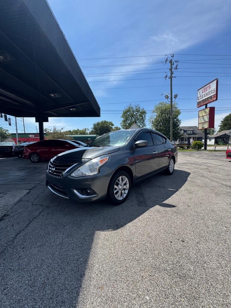 Nissan Versa 1.6 S 5M 2018
