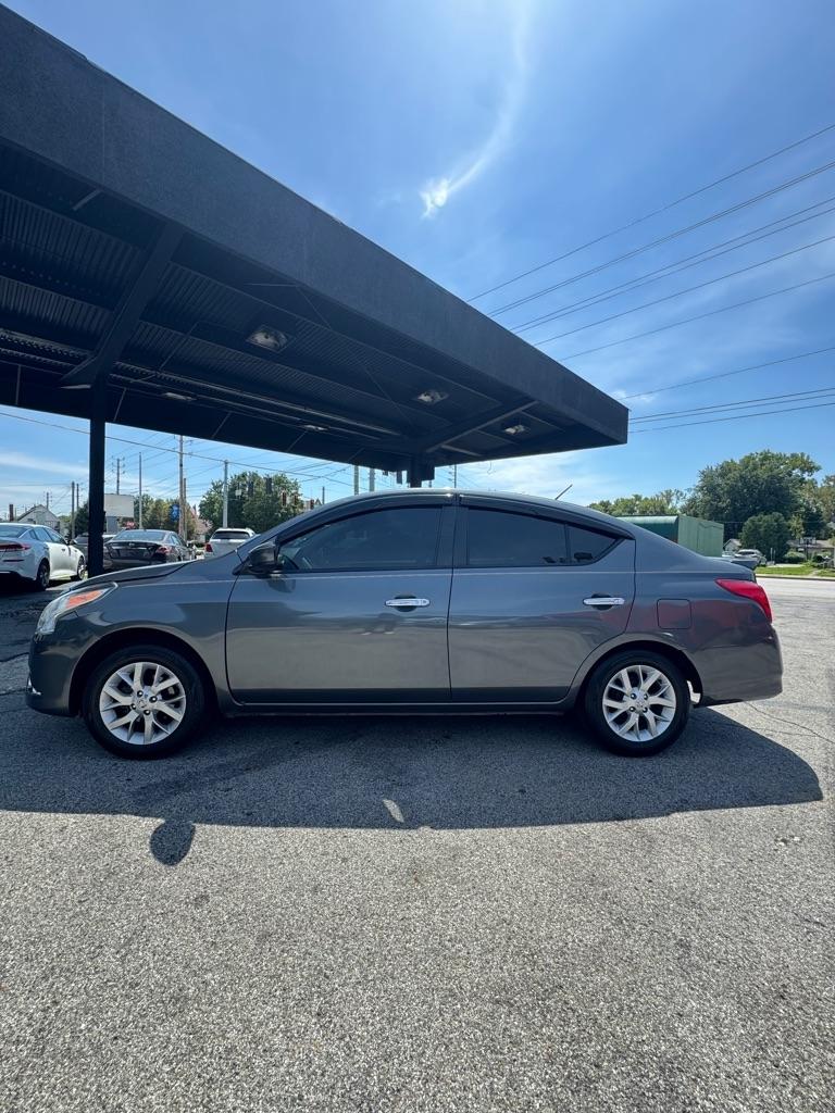 Nissan Versa 1.6 S 5M 2018