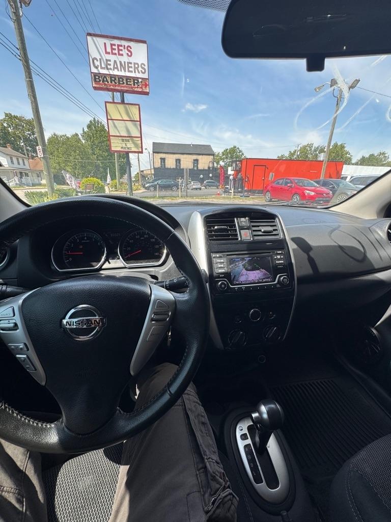 Nissan Versa 1.6 S 5M 2018