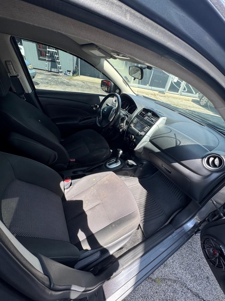 Nissan Versa 1.6 S 5M 2018