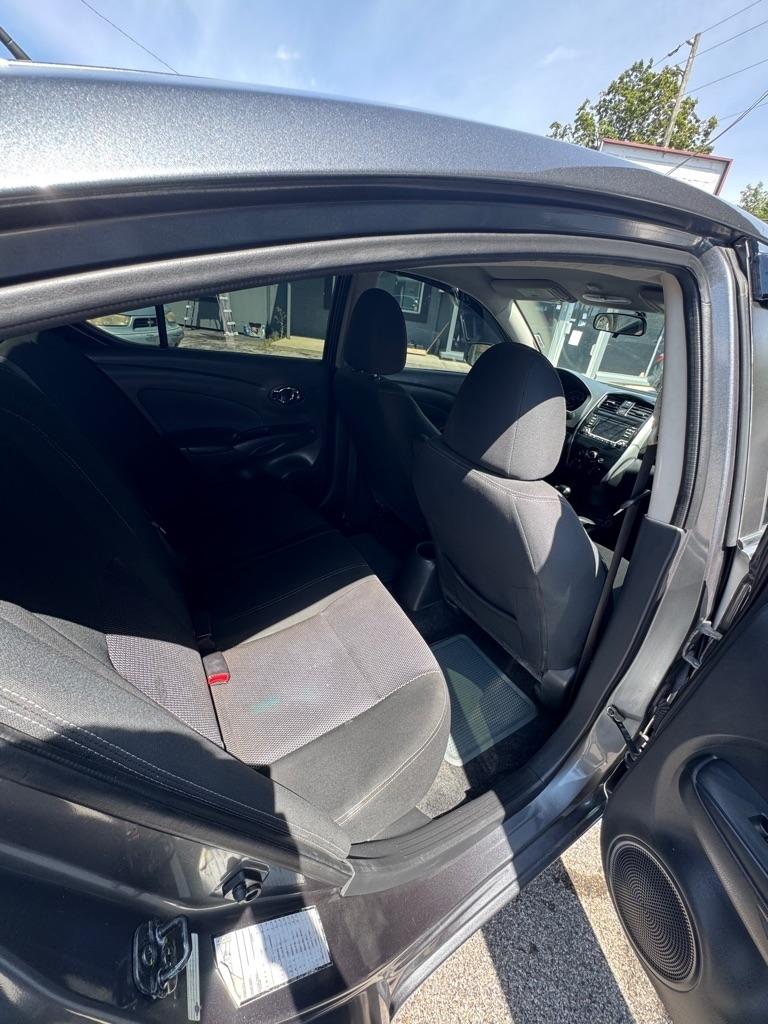 Nissan Versa 1.6 S 5M 2018