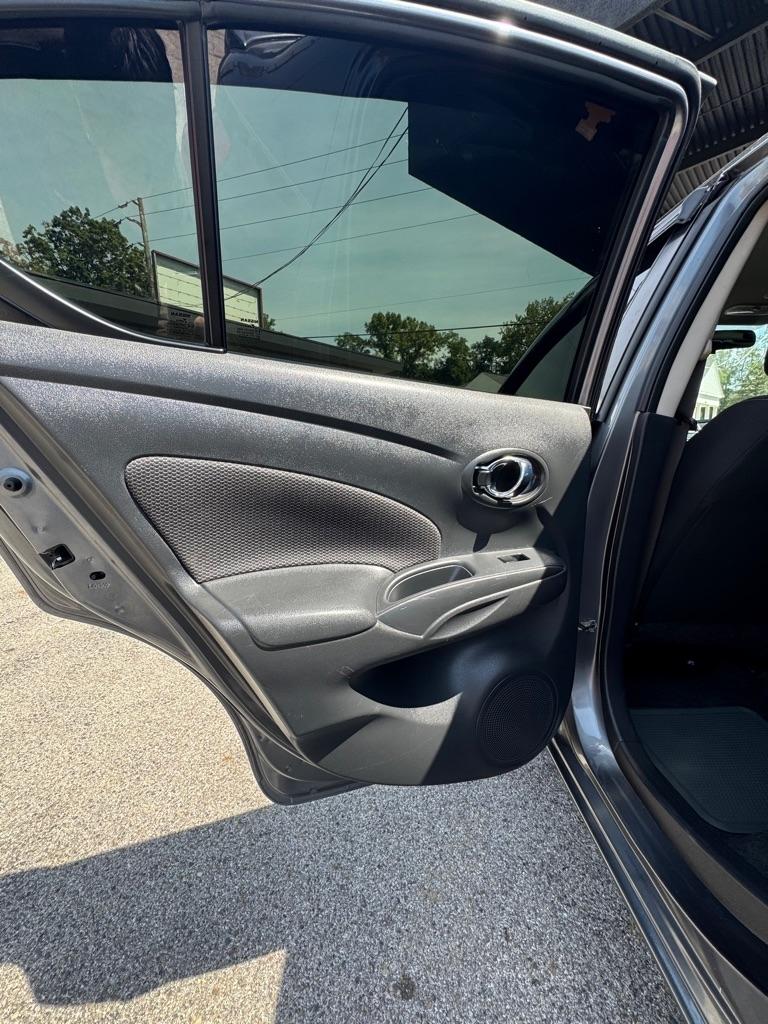 Nissan Versa 1.6 S 5M 2018