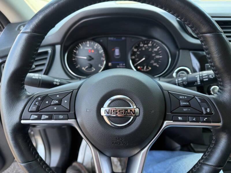 Nissan Rogue SV AWD 2018