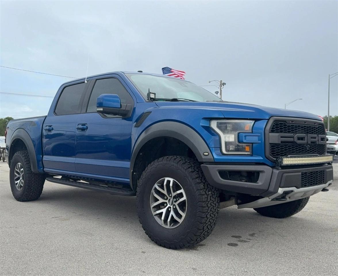 2017 Ford F-150 Raptor 4WD SuperCrew 5.5' Box