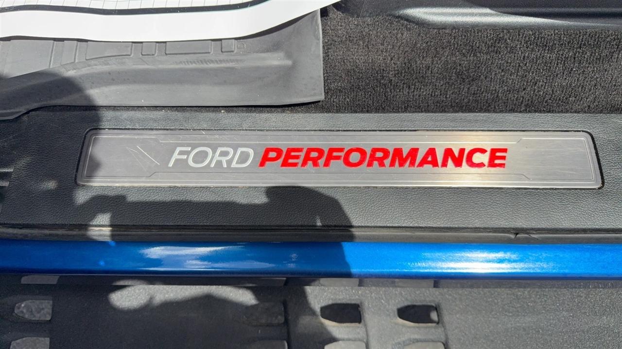 2017 Ford F-150 Raptor - Photo 16