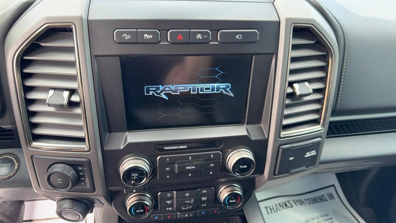 2017 Ford F-150 Raptor - Photo 21