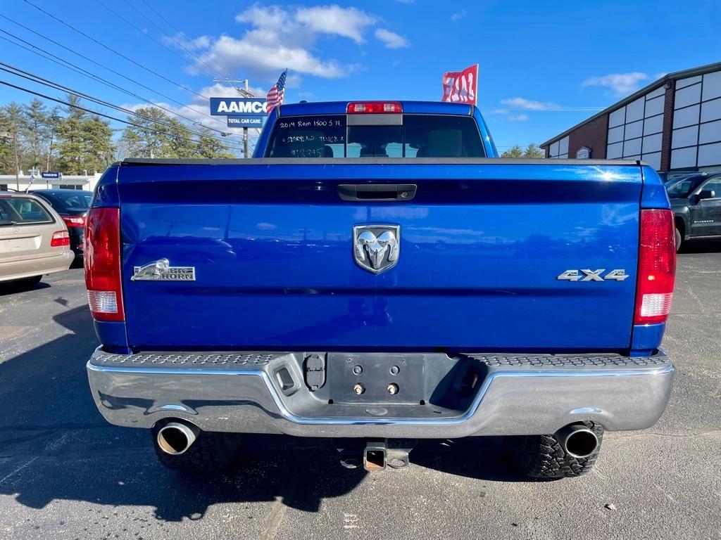 RAM 1500 SLT Quad Cab 4WD 2014