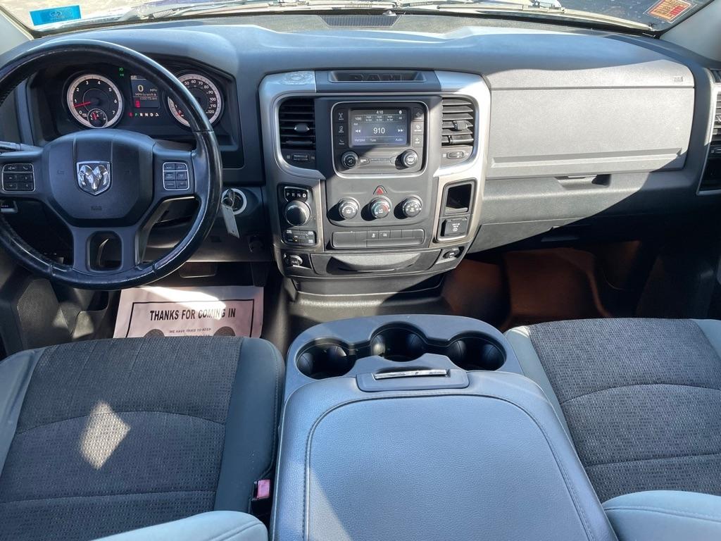 RAM 1500 SLT Quad Cab 4WD 2014