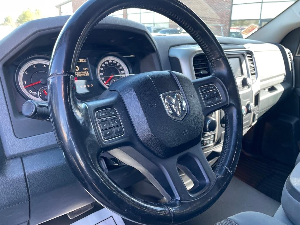 RAM 1500 SLT Quad Cab 4WD 2014