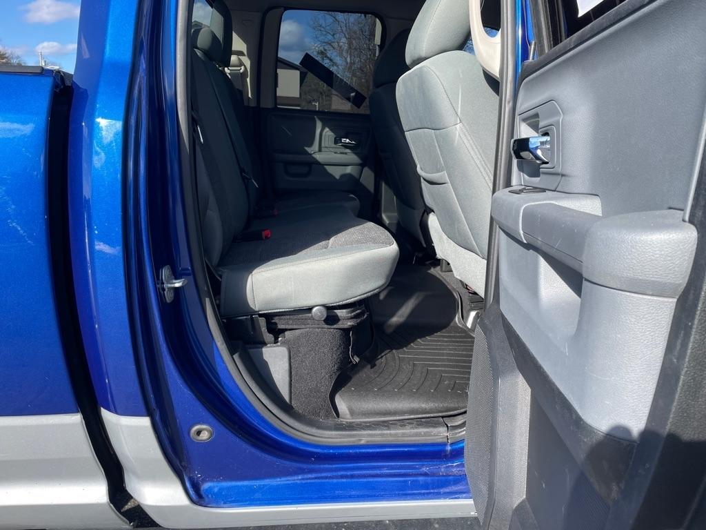 RAM 1500 SLT Quad Cab 4WD 2014