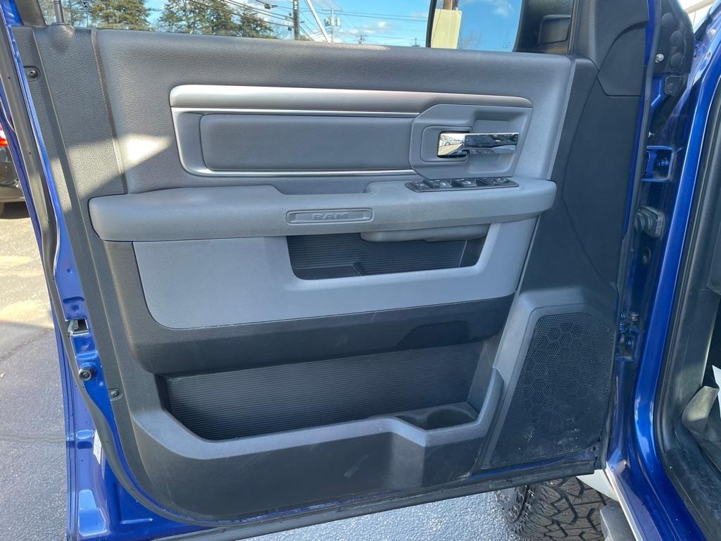 RAM 1500 SLT Quad Cab 4WD 2014