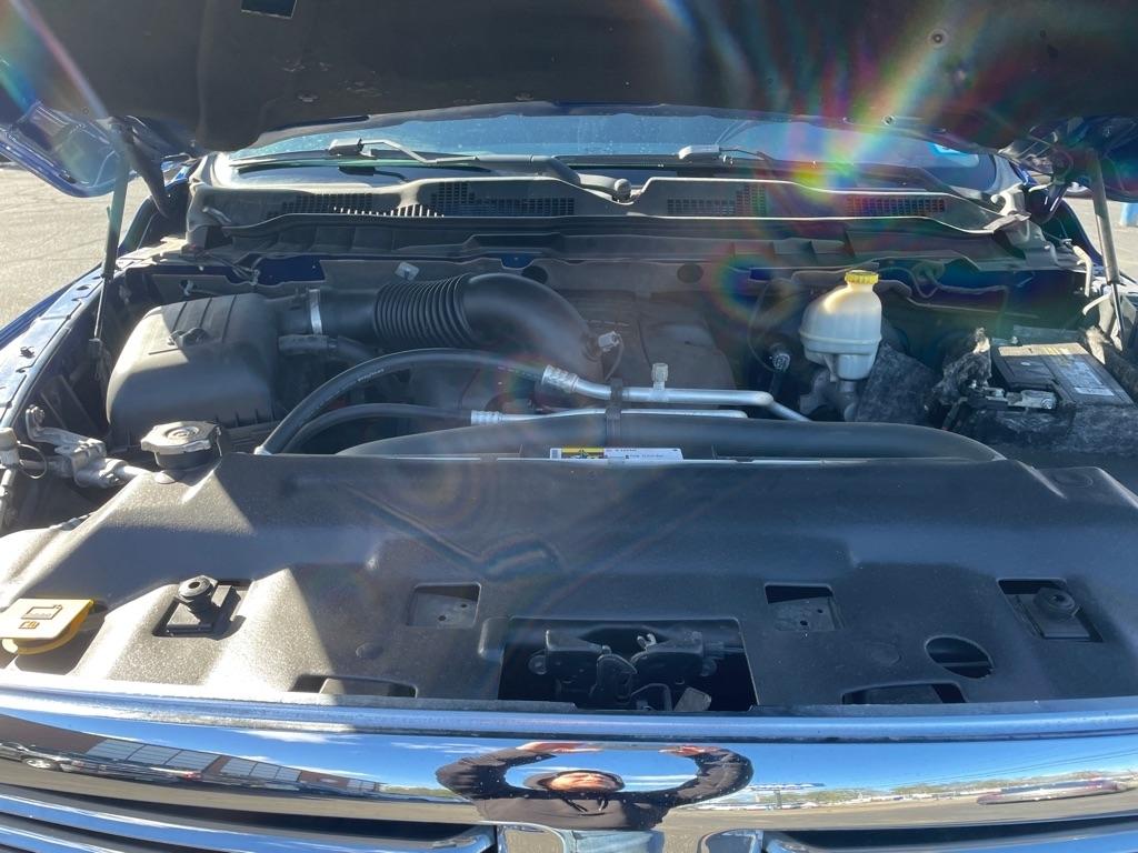 RAM 1500 SLT Quad Cab 4WD 2014