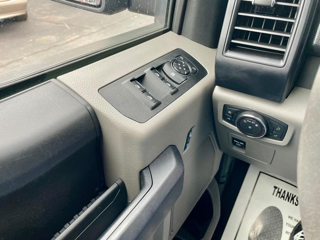 Ford F-150 XL SuperCrew 5.5-ft. Bed 4WD 2019