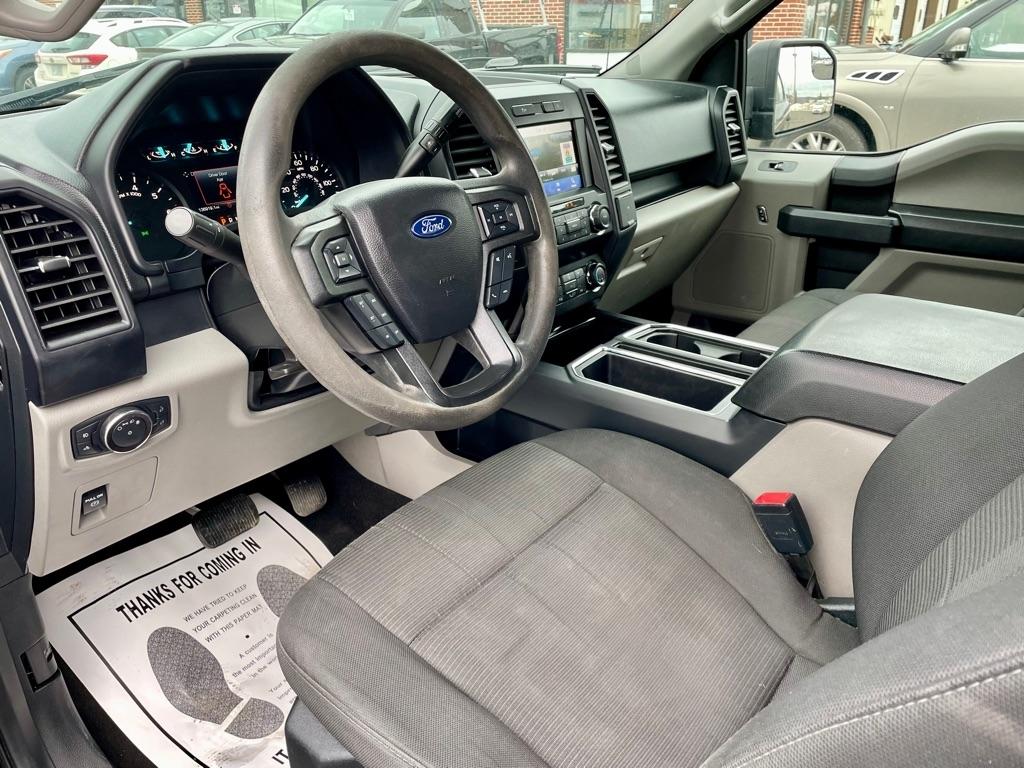 Ford F-150 XL SuperCrew 5.5-ft. Bed 4WD 2019