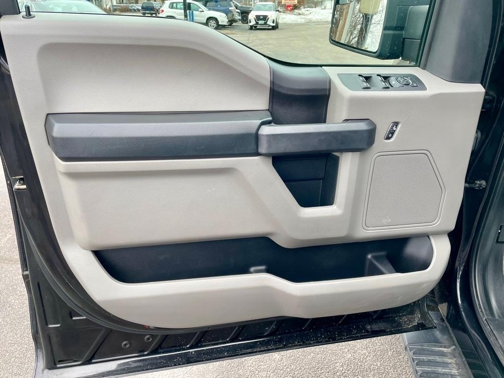 Ford F-150 XL SuperCrew 5.5-ft. Bed 4WD 2019
