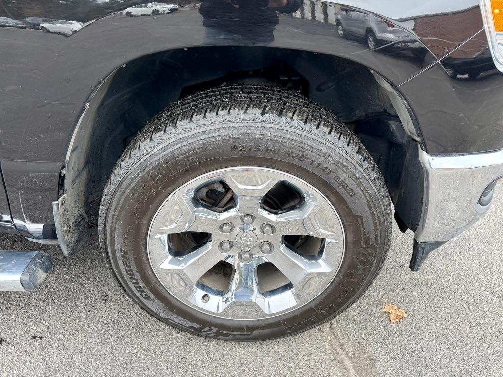 RAM 1500 Big Horn Crew Cab SWB 4WD 2019