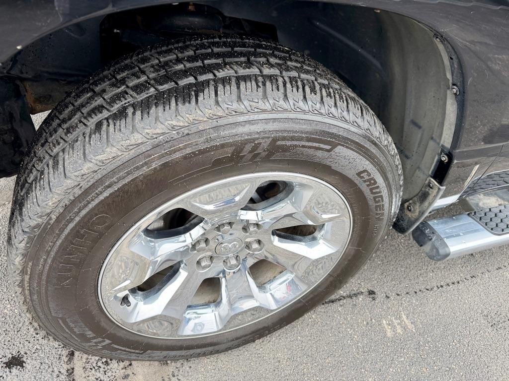 RAM 1500 Big Horn Crew Cab SWB 4WD 2019