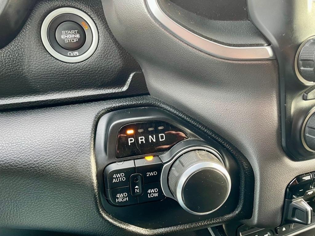 RAM 1500 Big Horn Crew Cab SWB 4WD 2019