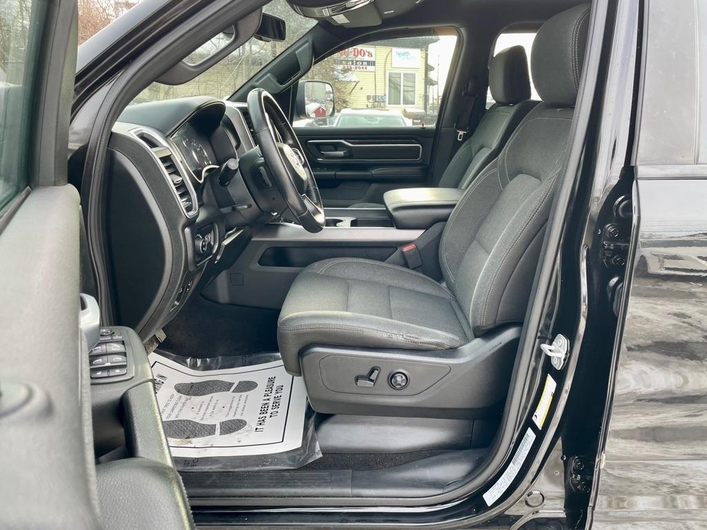 RAM 1500 Big Horn Crew Cab SWB 4WD 2019