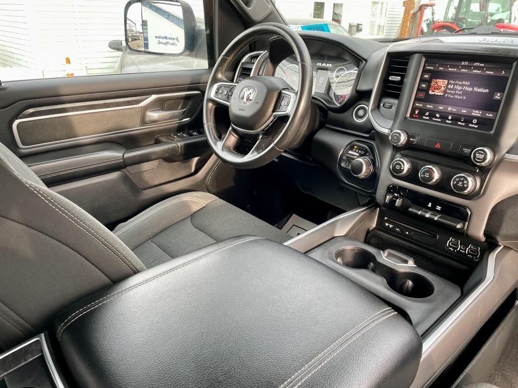 RAM 1500 Big Horn Crew Cab SWB 4WD 2019