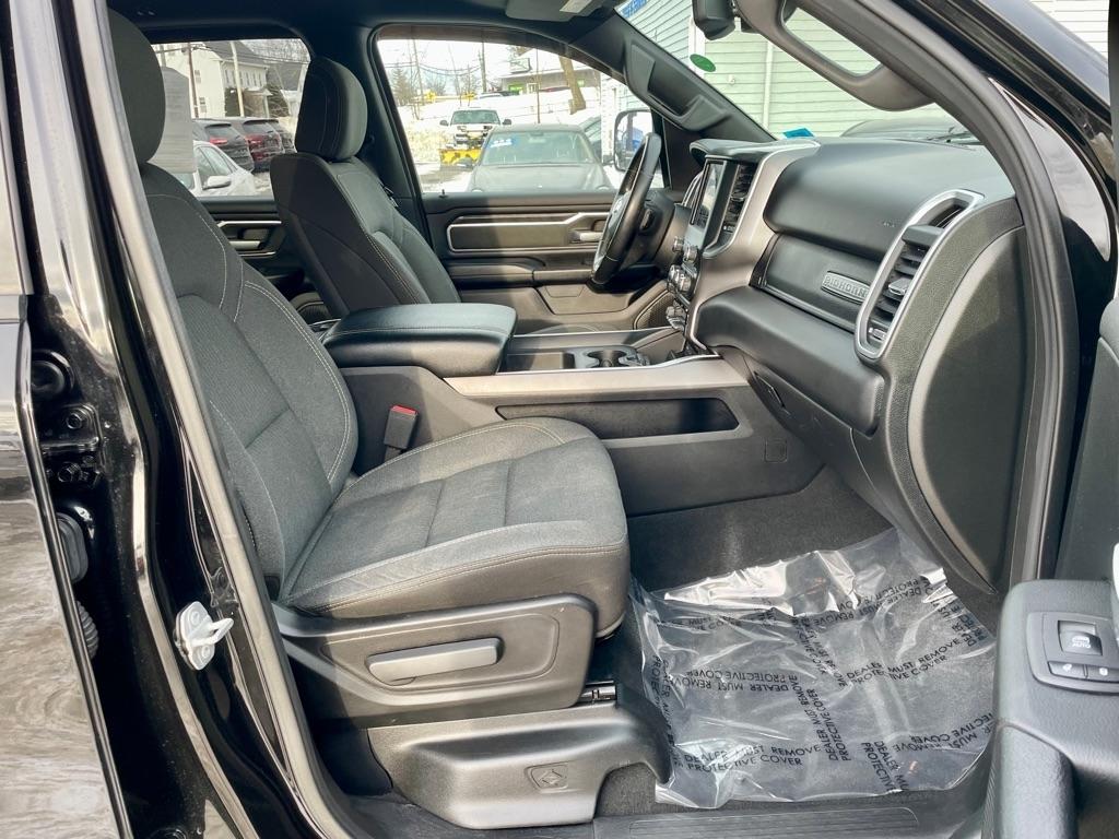 RAM 1500 Big Horn Crew Cab SWB 4WD 2019