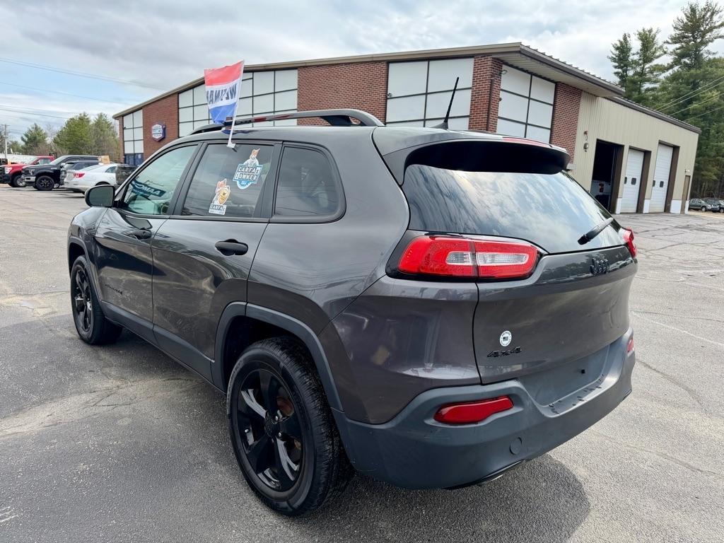 Jeep Cherokee Sport 4WD 2017