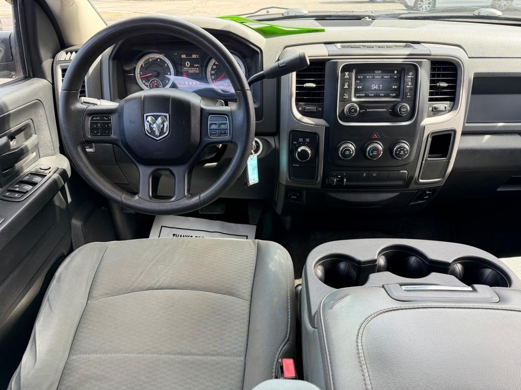 RAM 1500 Tradesman Crew Cab SWB 4WD 2014