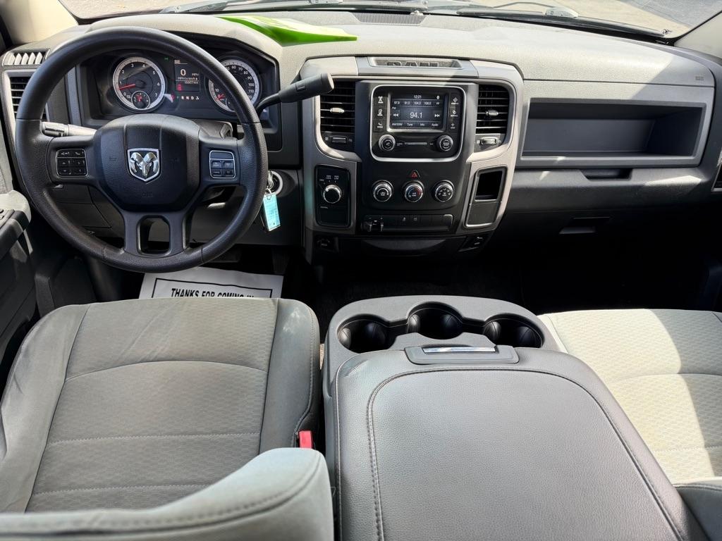 RAM 1500 Tradesman Crew Cab SWB 4WD 2014