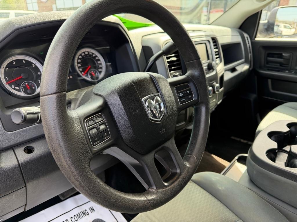 RAM 1500 Tradesman Crew Cab SWB 4WD 2014