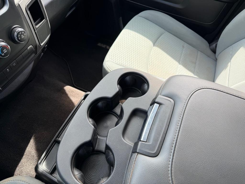 RAM 1500 Tradesman Crew Cab SWB 4WD 2014