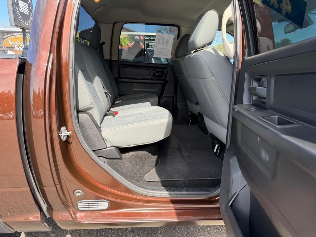 RAM 1500 Tradesman Crew Cab SWB 4WD 2014