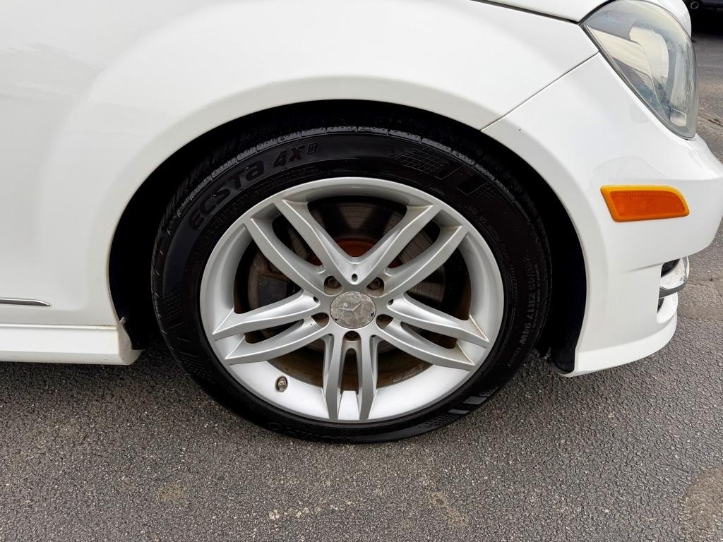 Mercedes-Benz C-Class C300 4MATIC Sport Sedan 2013