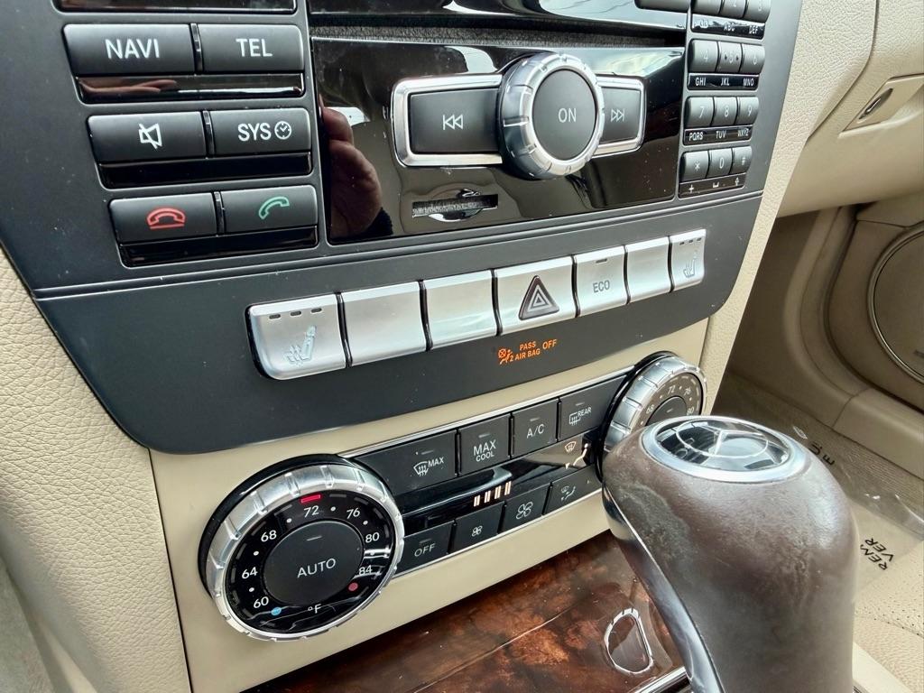 Mercedes-Benz C-Class C300 4MATIC Sport Sedan 2013