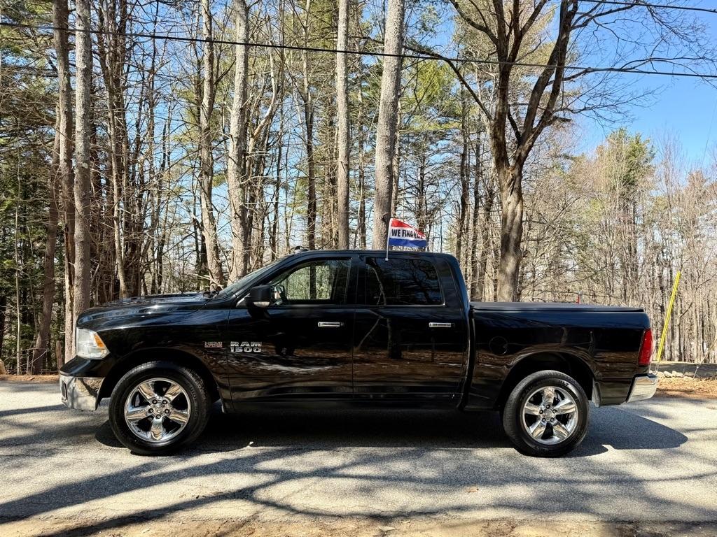 RAM 1500 SLT Crew Cab SWB 4WD 2017