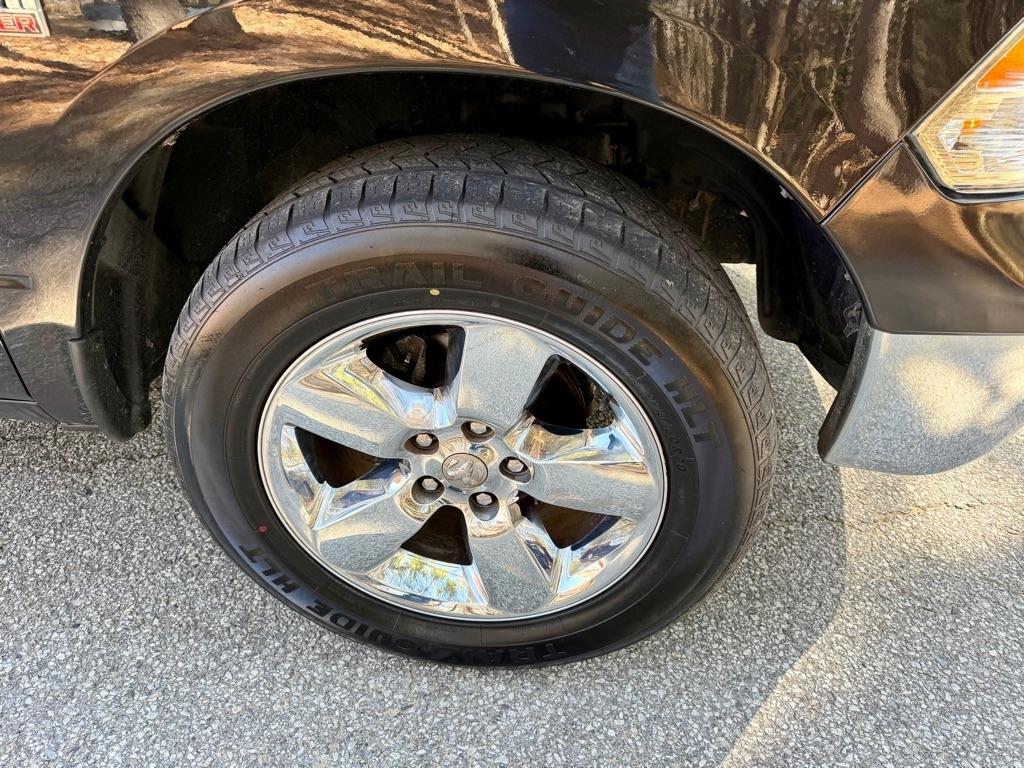 RAM 1500 SLT Crew Cab SWB 4WD 2017