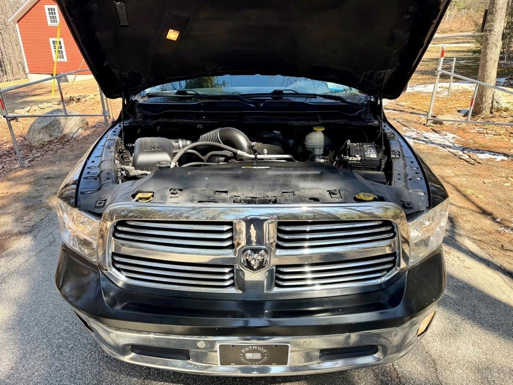 RAM 1500 SLT Crew Cab SWB 4WD 2017