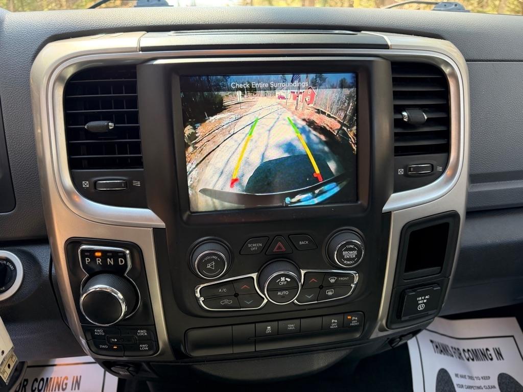 RAM 1500 SLT Crew Cab SWB 4WD 2017