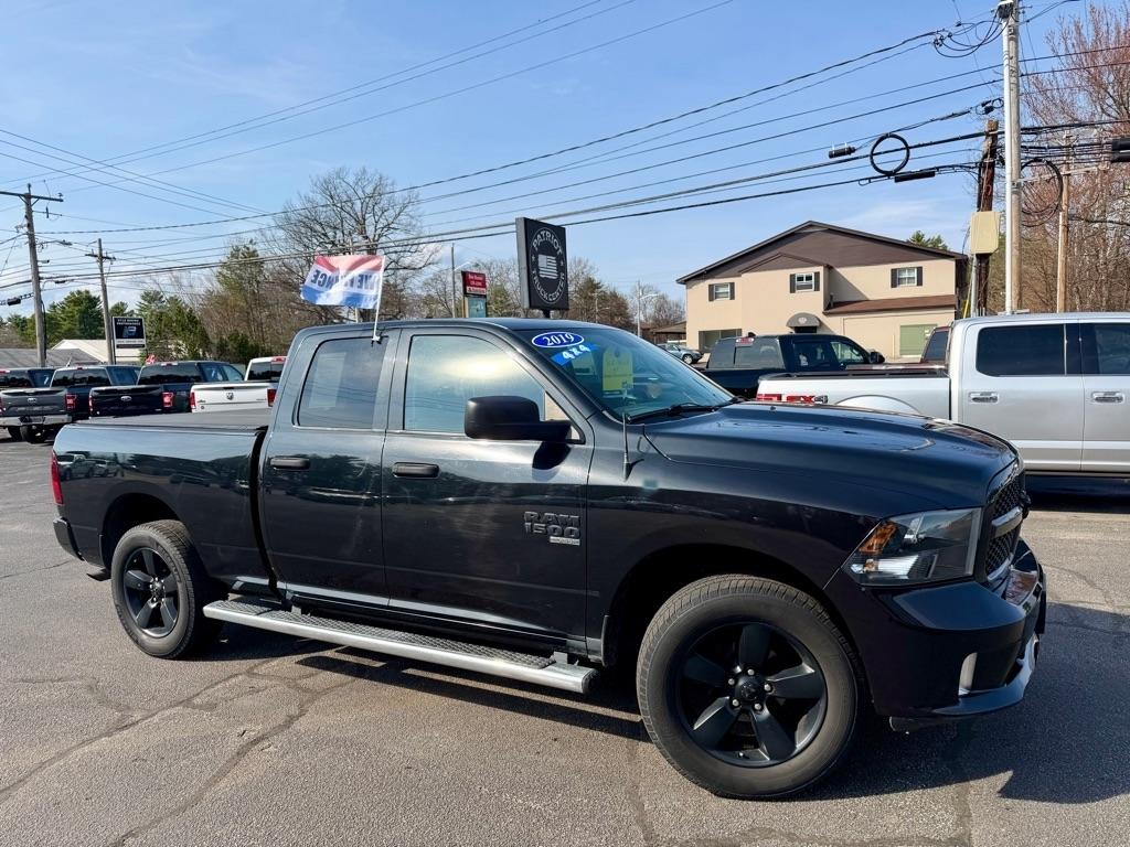 RAM 1500 Classic Tradesman Quad Cab 4WD 2019