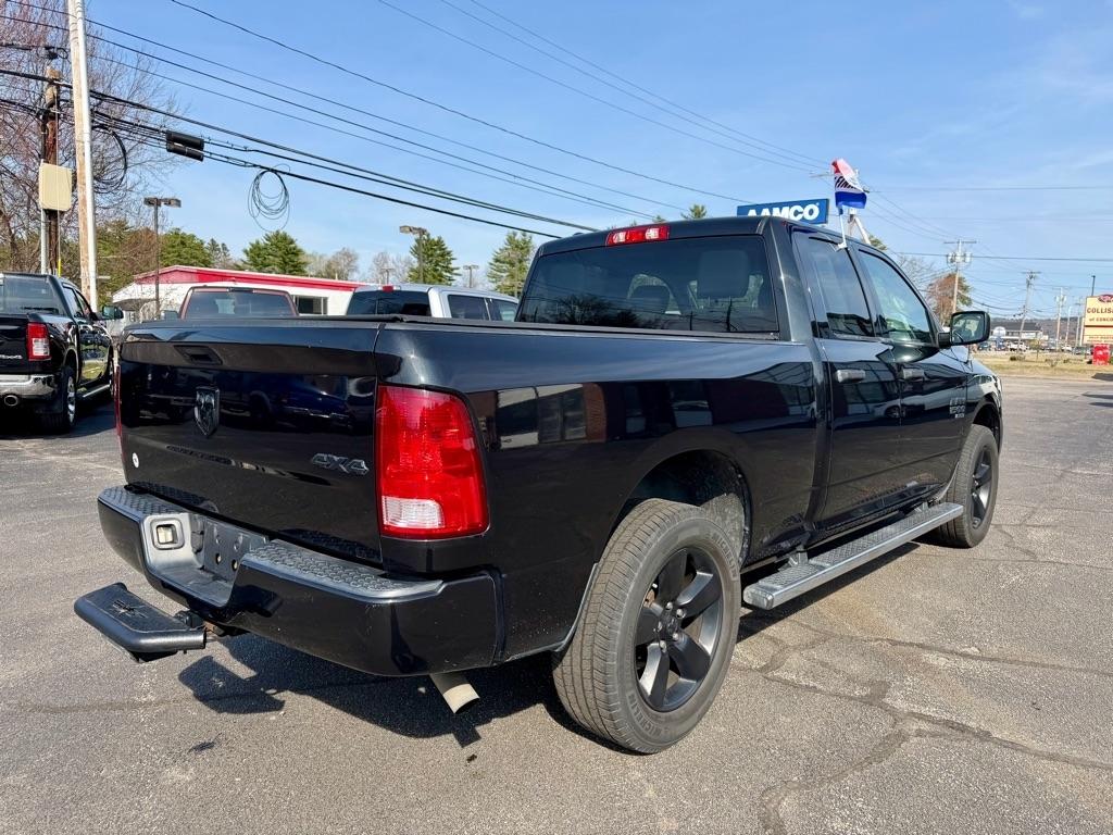 RAM 1500 Classic Tradesman Quad Cab 4WD 2019