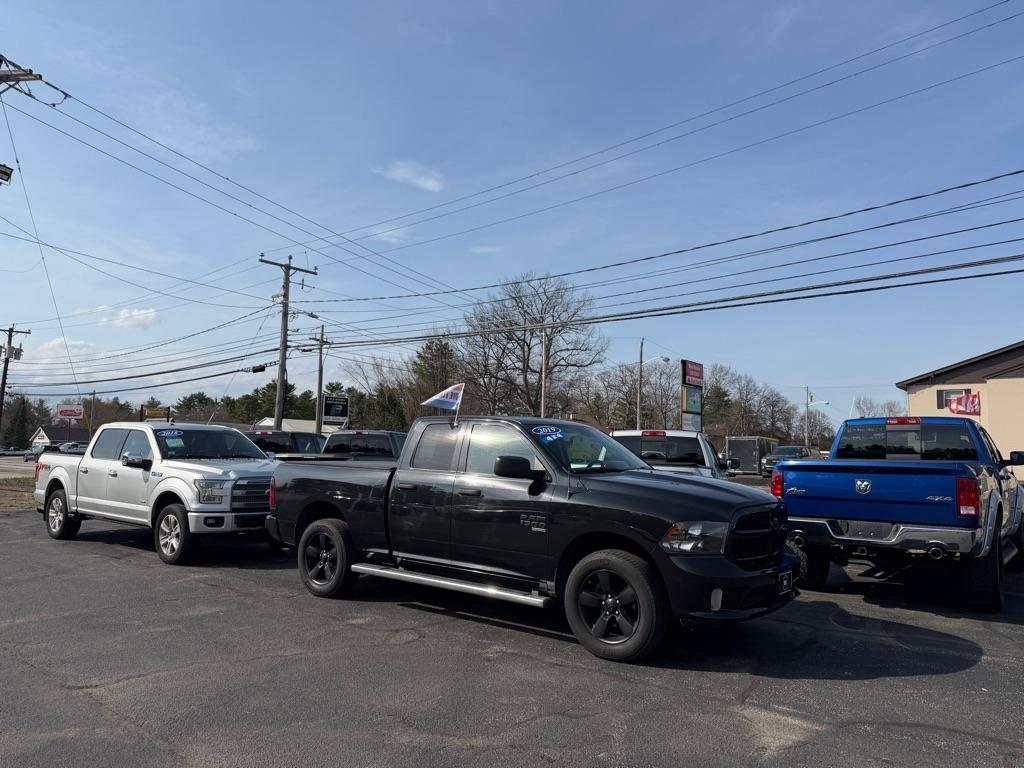 RAM 1500 Classic Tradesman Quad Cab 4WD 2019
