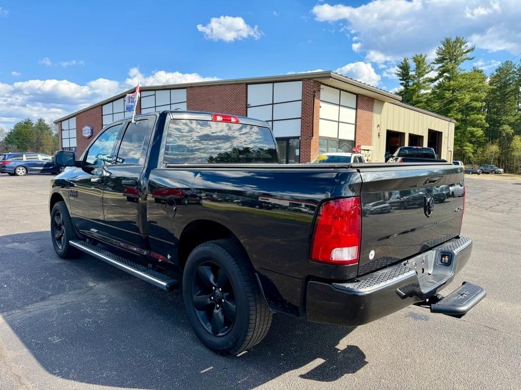 RAM 1500 Classic Tradesman Quad Cab 4WD 2019