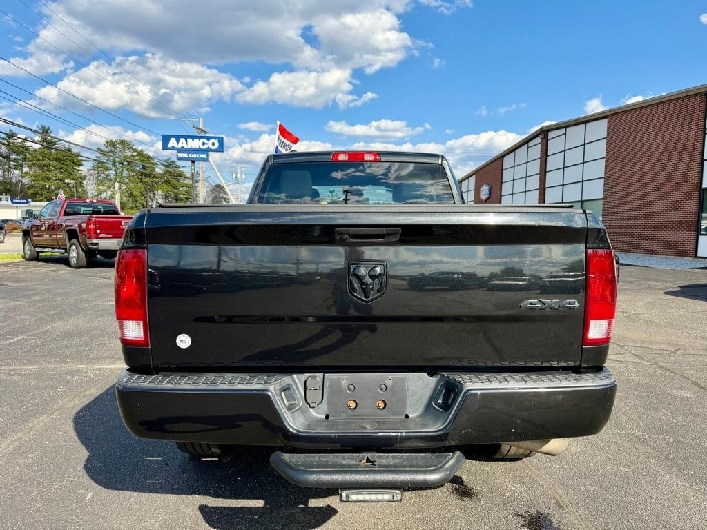 RAM 1500 Classic Tradesman Quad Cab 4WD 2019